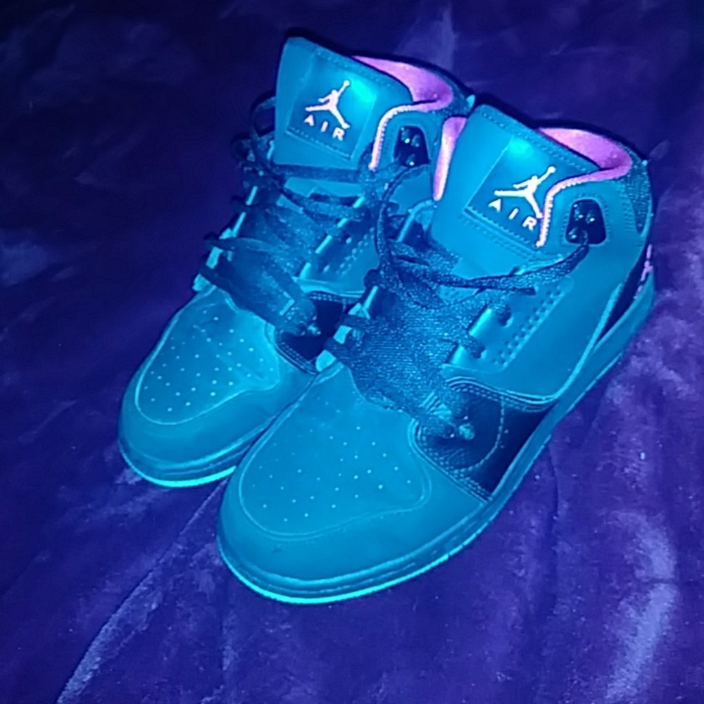 Jordans black & pink with neon green sole